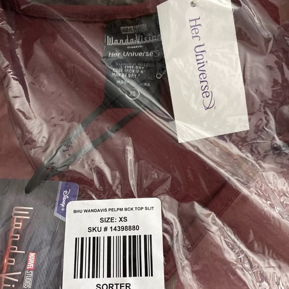 Her Universe Marvel Wandavision Wanda Peplum Top Scarlet Witch XS - Picture 6 of 7